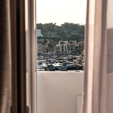 C'est La Vie 招待所